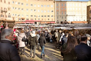 Mercato nel Campo (foto di Mirco Mugnai)