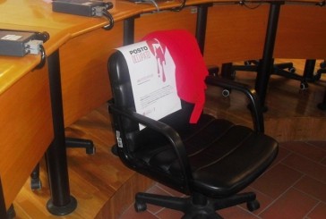 Con un “posto occupato” Poggibonsi dice no alla violenza sulle donne