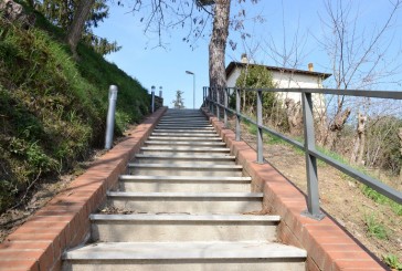 Chiusi: Rione Carducci inaugura le scalette