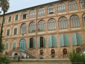 La sede di Via Fieravecchia vista dal cortile