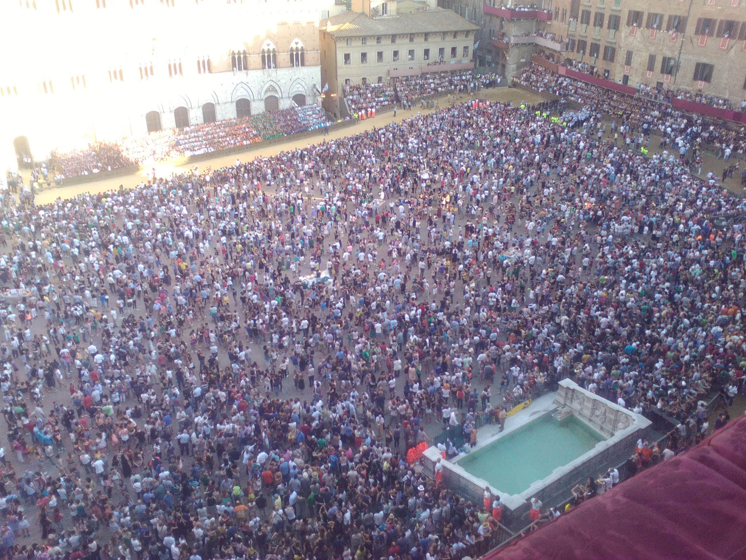 Palio di Siena, prova generale: vince la Tartuca