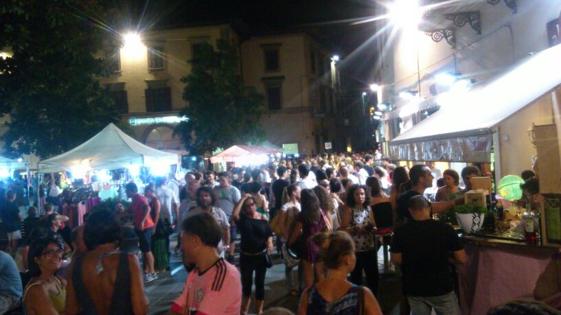 Colle: successo della Notte Rosa