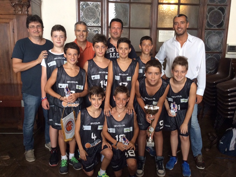 Gli “Aquilotti” del Siena Basket ricevuti a Palazzo Pubblico