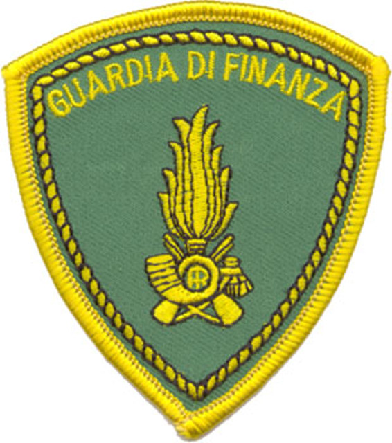 La Guardia di Finanza recluta 8 tenenti