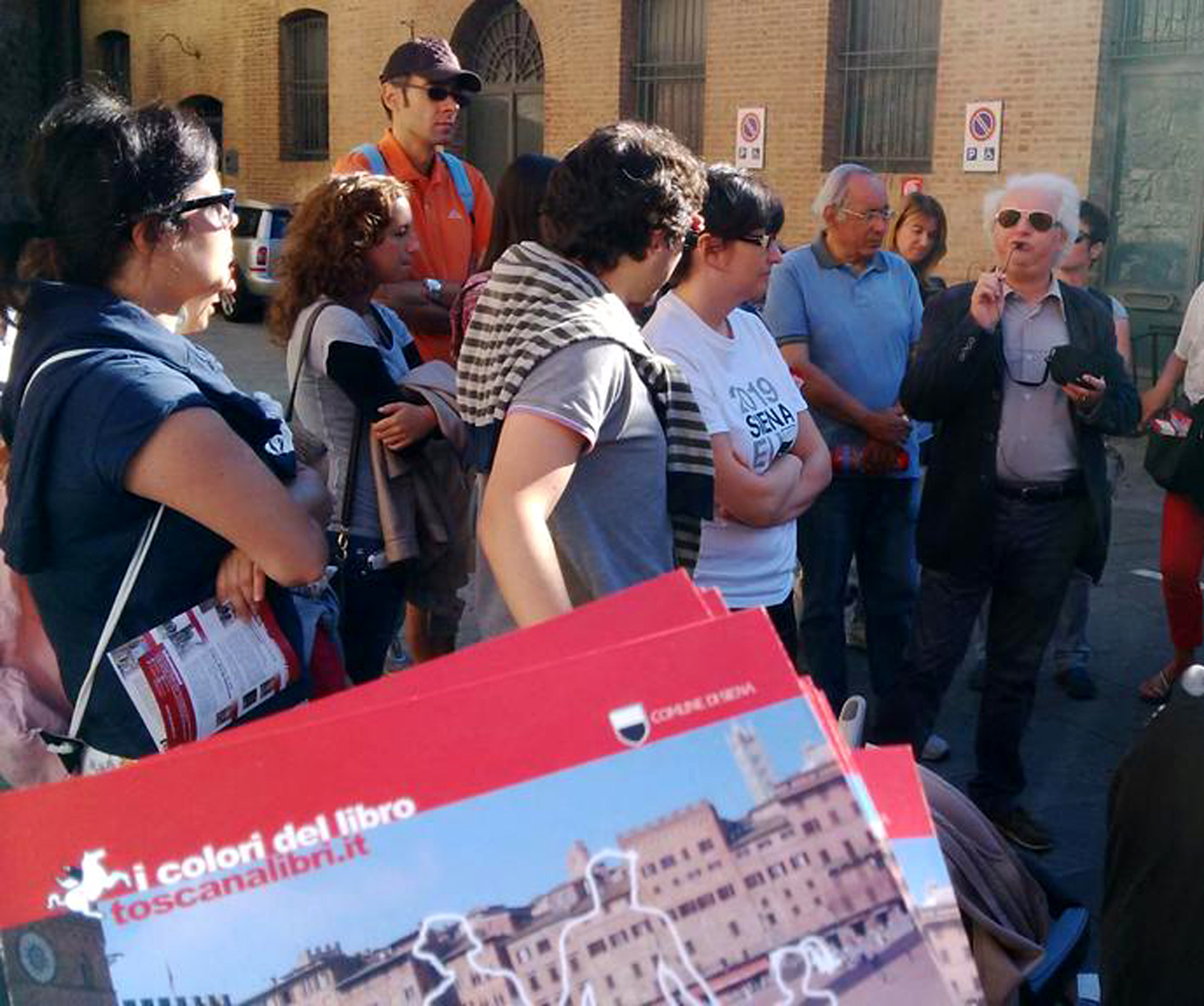 Siena: “Alla ricerca della Diana”, prima passeggiata d’autore