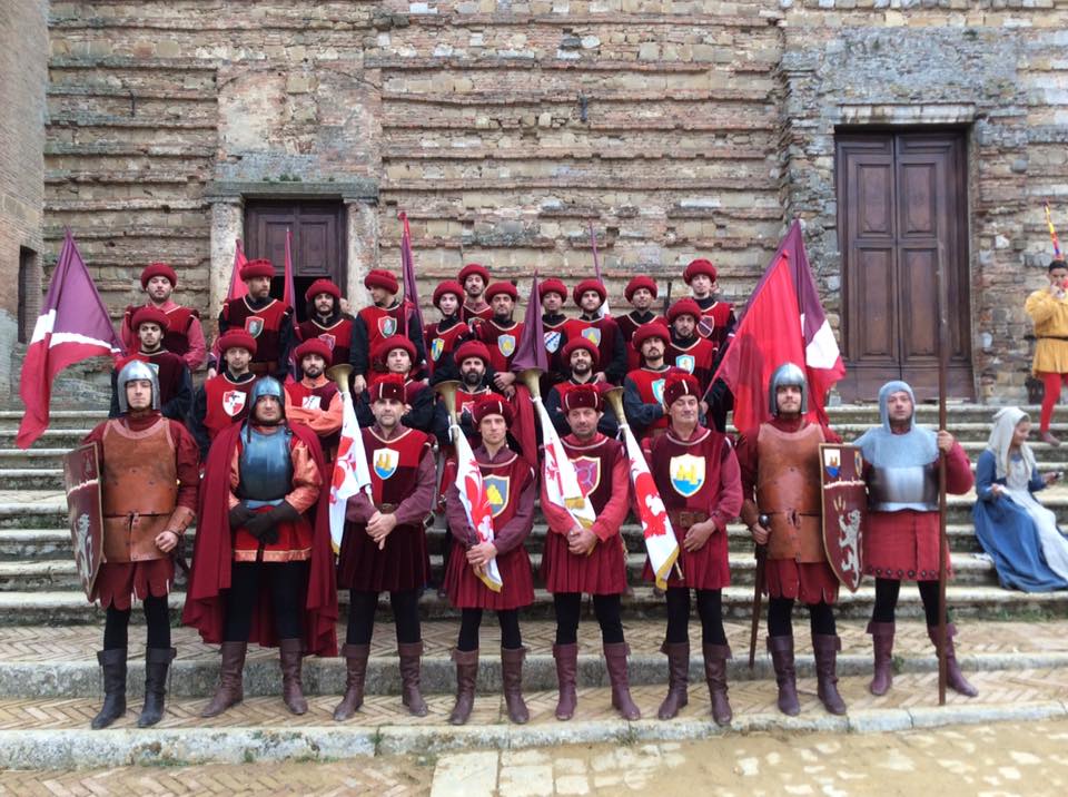 Torrita: sbandieratori e tamburini sul set de “I Medici”