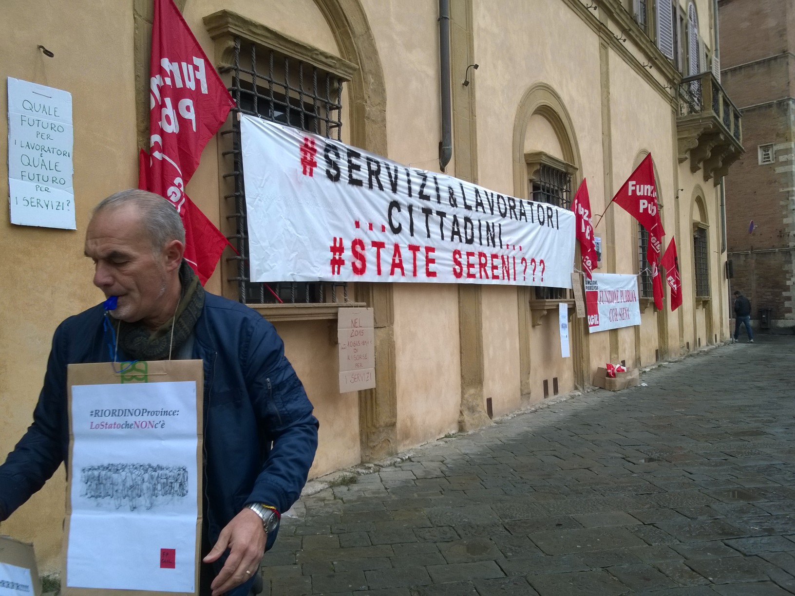 Protesta della Polizia provinciale a Firenze