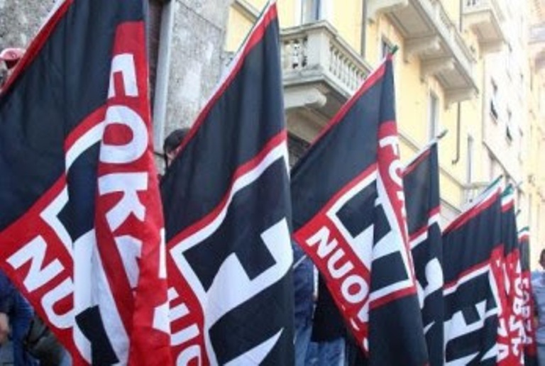 FN: “Strage di Parigi, chiudere subito moschee e centri islamici in provincia di Siena”