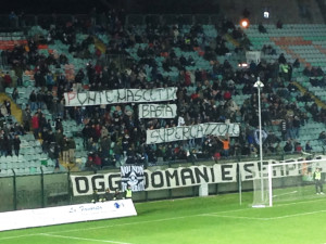 Striscione curva