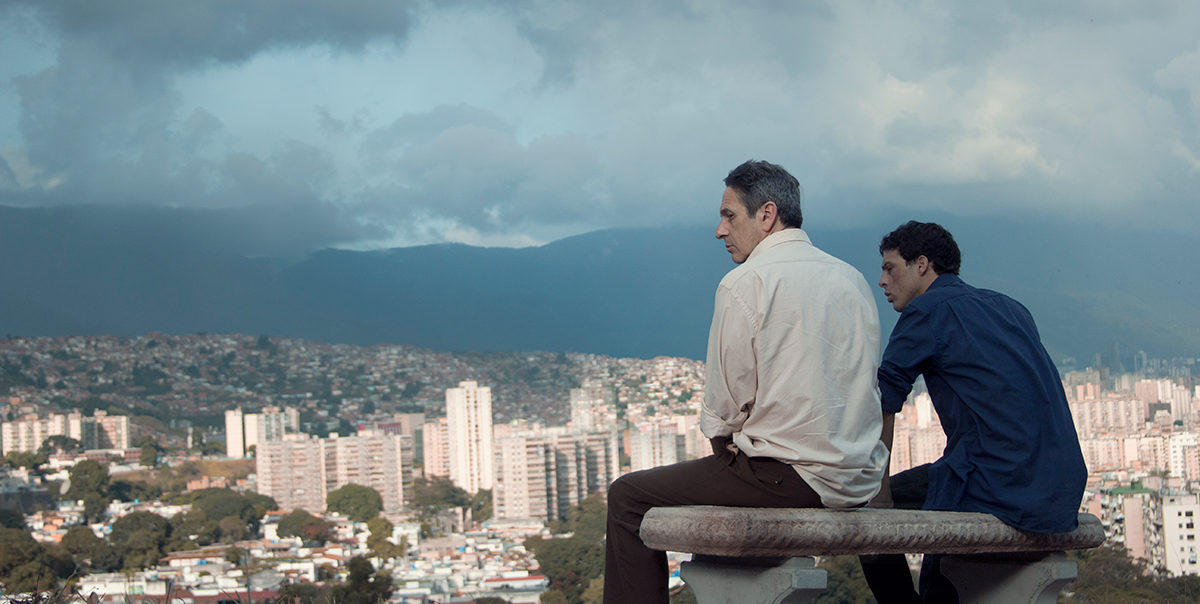 Ti guardo: il film criptico e antitetico di Vigas