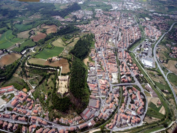 Poggibonsi: rifacimento dei marciapiedi in via Fiume