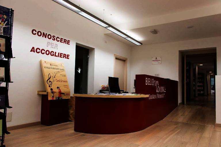 Orario esteso e utenti in aumento, cresce la Biblioteca comunale di Poggibonsi