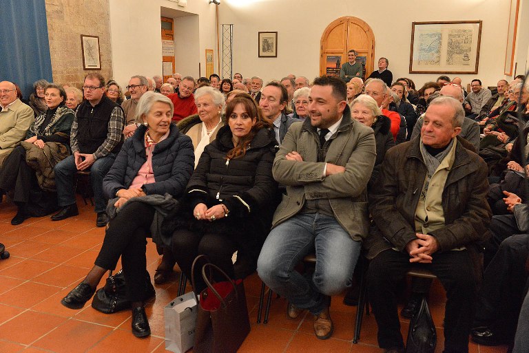 Delegazione chiusina ospite a Perugia in un convegno sul Santo Anello