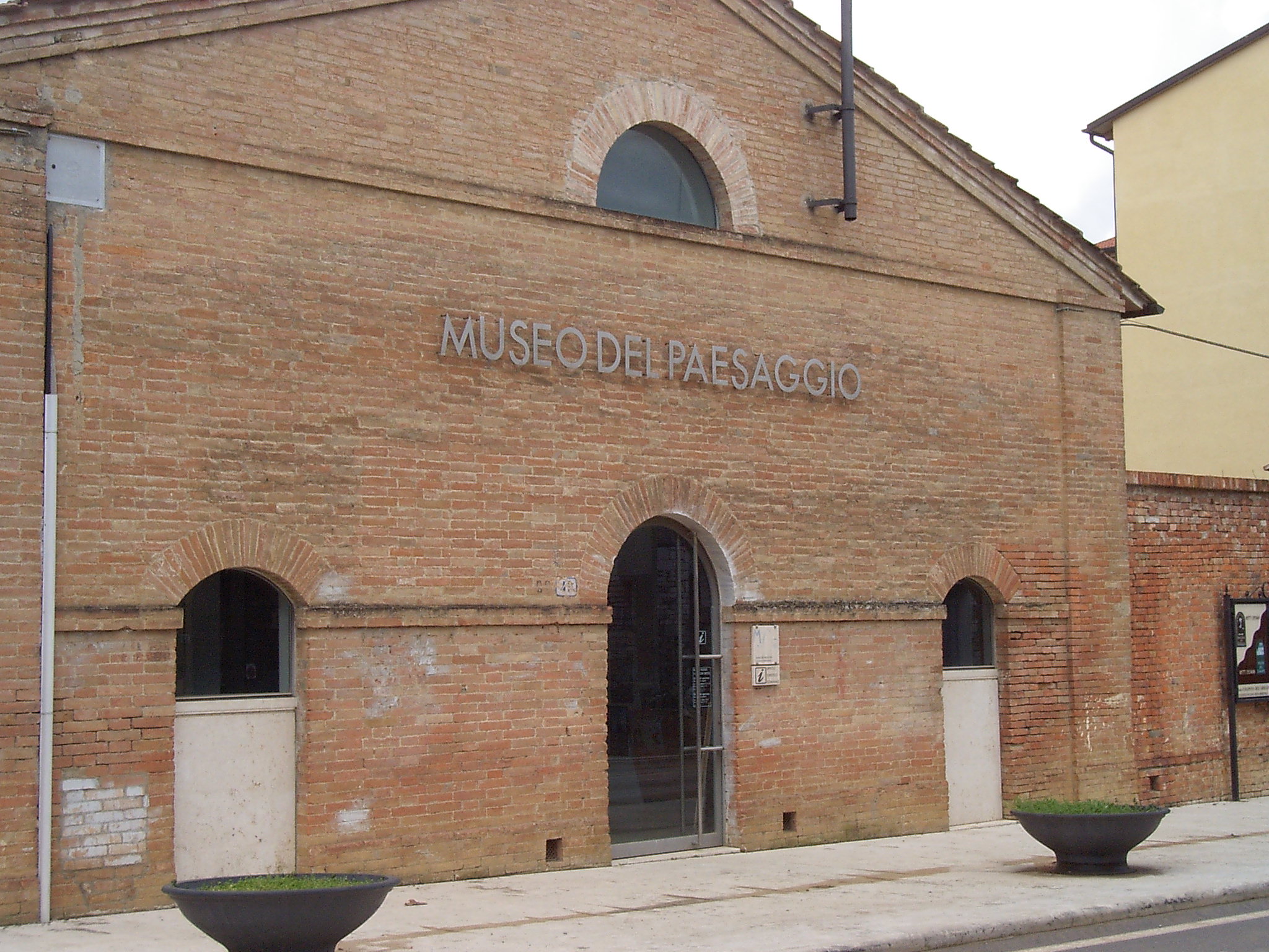 Castelnuovo: sabato al Museo del Paesaggio escursione per scoprire le erbe spontanee