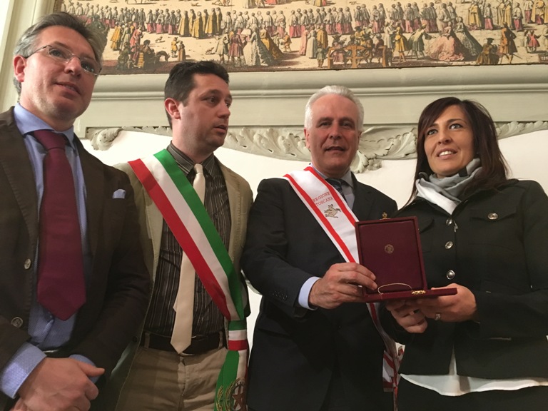 Gonfalone a Torrita: Giani, blues challenge esempio per tutta la Toscana