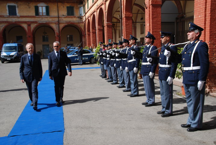 Siena: celebrati i 164 anni della Polizia di Stato. Per esserci sempre