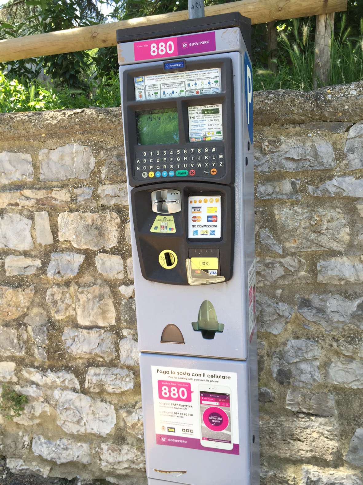 A Montepulciano si parcheggia col telefonino