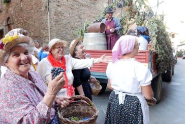 Chiusi: La Festa dell’Uva e del Vino riempie il centro storico