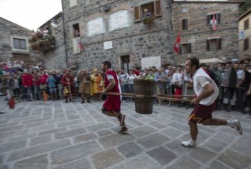 Palio del Bigonzo: le contrade presentano i corridori