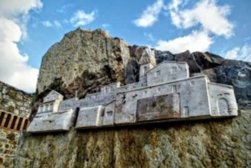 San Gusmè: skyline in travertino per salutare i visitatori