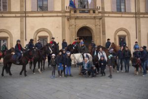 a-cavallo-sulla-pietra-serena-2016-45