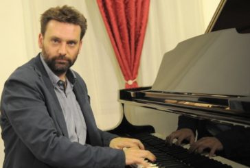 Rapsodia in blu al teatro Poliziano