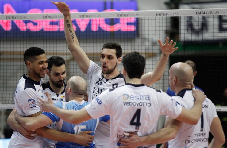 Volley playoff: Siena vince gara 1