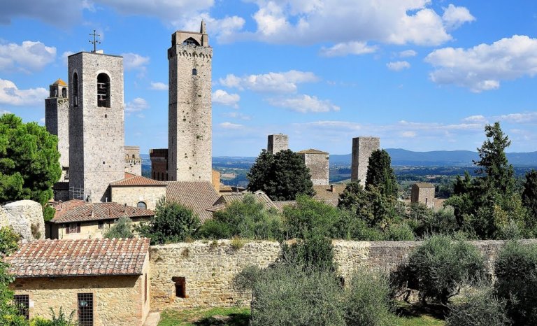 Musica, divertimento e cucina bio: si apre il Festival Artistika