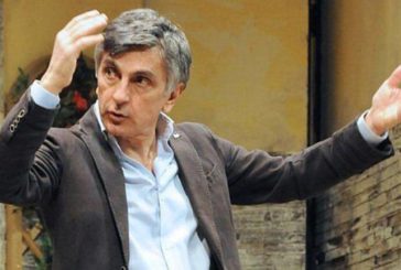 “Una festa esagerata” da tutto esaurito al teatro del Popolo