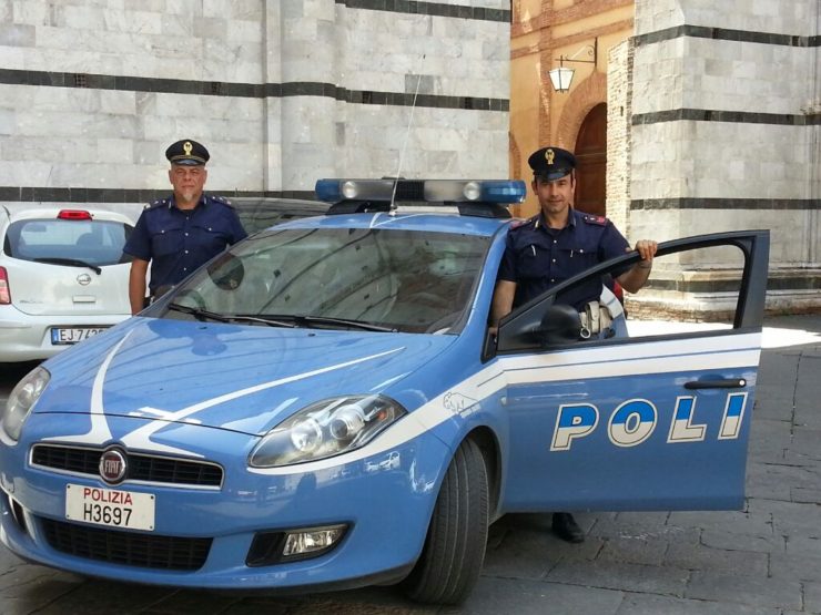 Trolley dimenticato alla stazione: la Polizia trova il padrone