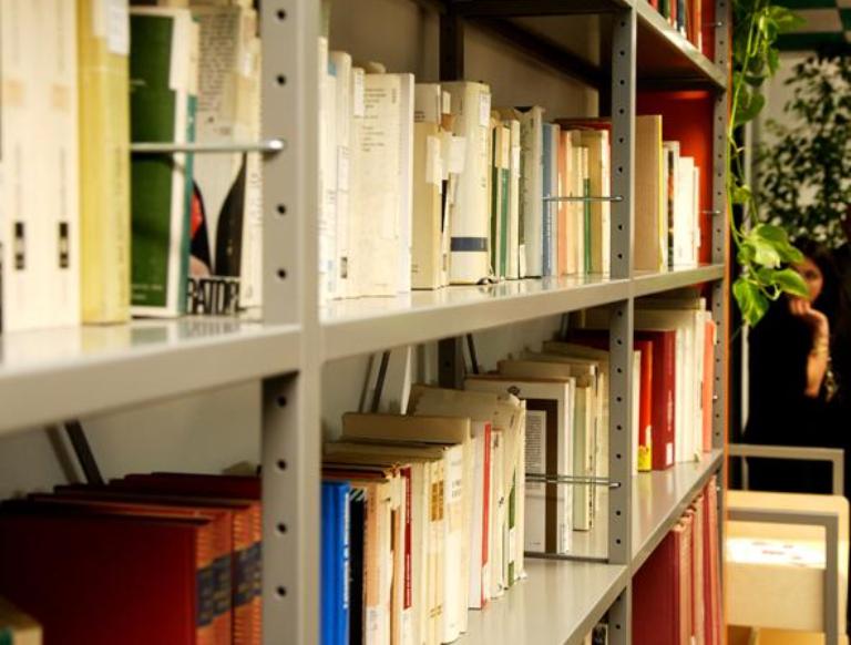 Castelnuovo: la biblioteca ospita i più piccoli con Cicciapelliccia