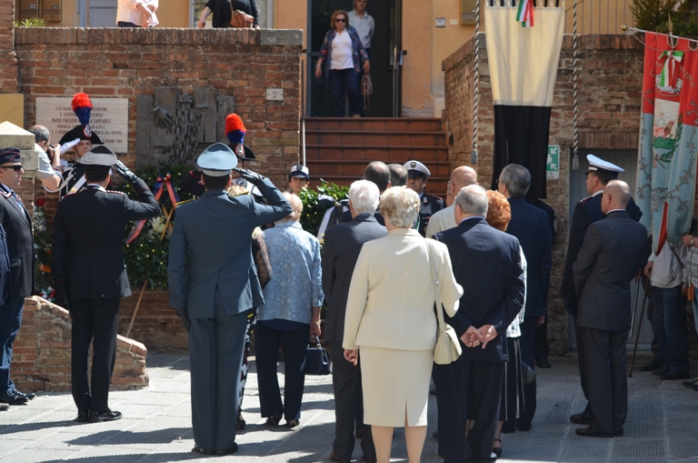 Cerimonia in memoria dei Carabinieri Forziero e Campanile