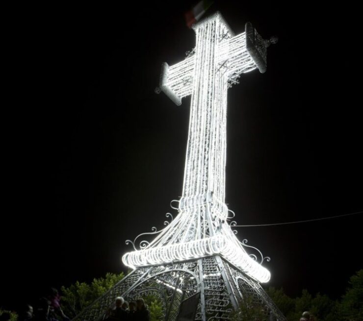 Croce del Monte Amiata: navette gratuite per la commemorazione degli 80 anni