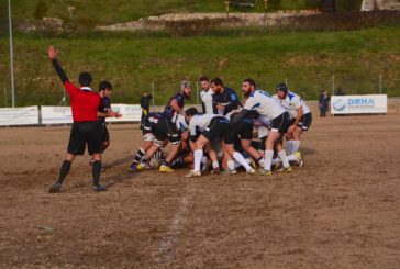 Rugby: Siena solitaria in vetta