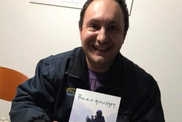 “Pazzo incosciente”: viaggi in Vespa in un libro