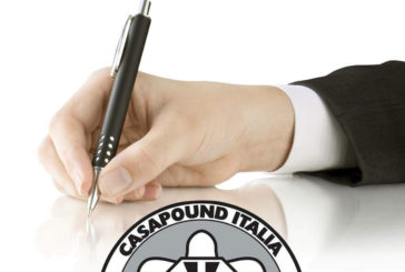 Casapound raccoglie firme per la lista elettorale