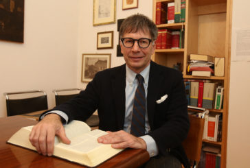 De Mossi: “La politica è un servizio, non un modo di campare molto bene”