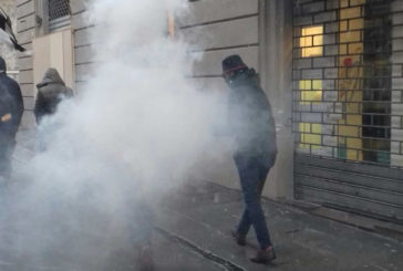 Tifoso senese arrestato dalla Polizia per lancio di petardi e fumogeni