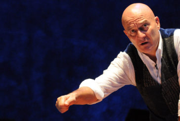 Claudio Bisio ai Rinnovati in “Father and son”
