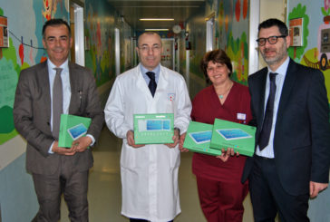 Italian Digital Revolution dona tablet alla UOC Pediatria