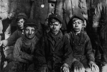 “Le storie degli altri” ai Rozzi il 4 maggio