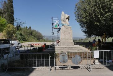 25 aprile a Chiusi. Restaurato il monumento di Piazza Vittorio Veneto