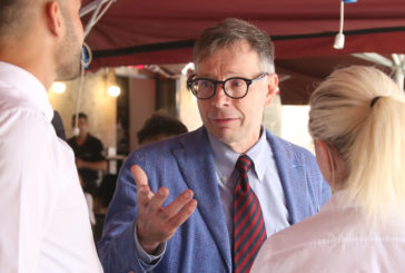 De Mossi: “Sarà un referendum tra chi vuole il nuovo e chi il vecchissimo”