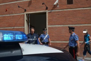 Ruba negli spogliatoi: arrestato dai Carabinieri