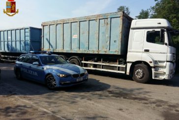 Autotreno colpisce un’auto sull’Autopalio e fugge