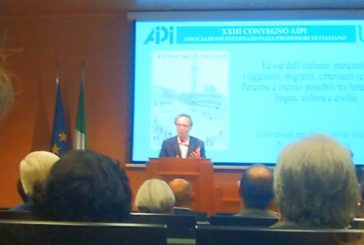 Roberto Benigni affascina i prof dell’Aipi