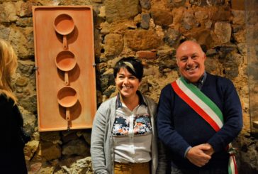 Inaugurato il “Monumento alla padella” in piazza Padelle