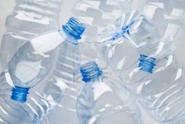 Poggibonsi: basta bottiglie di plastica con 17 fontanelli nelle scuole