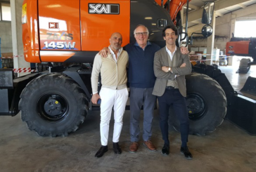 Due nuovi escavatori per il Consorzio di Bonifica 6 Toscana Sud