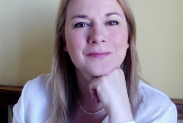 A Siena Camilla Vivian con il suo libro “Mio figlio in rosa”